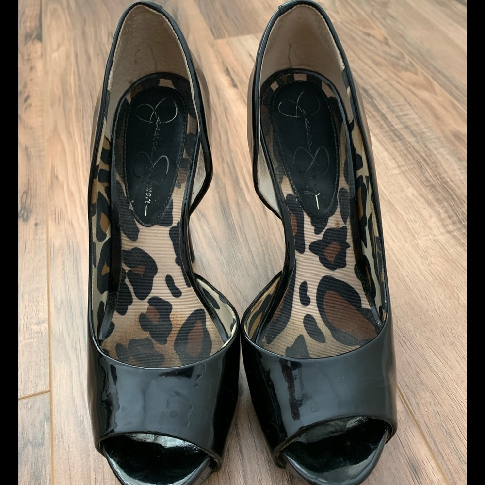 Peep Toe (I see you)